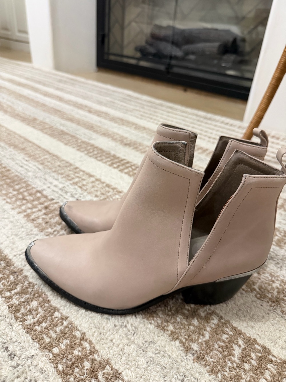 Jeffrey Campbell Cromwell Cutout Western Boot Size 10